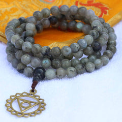 Labradorite Stone Japa Mala With Throat Chakra Pendant